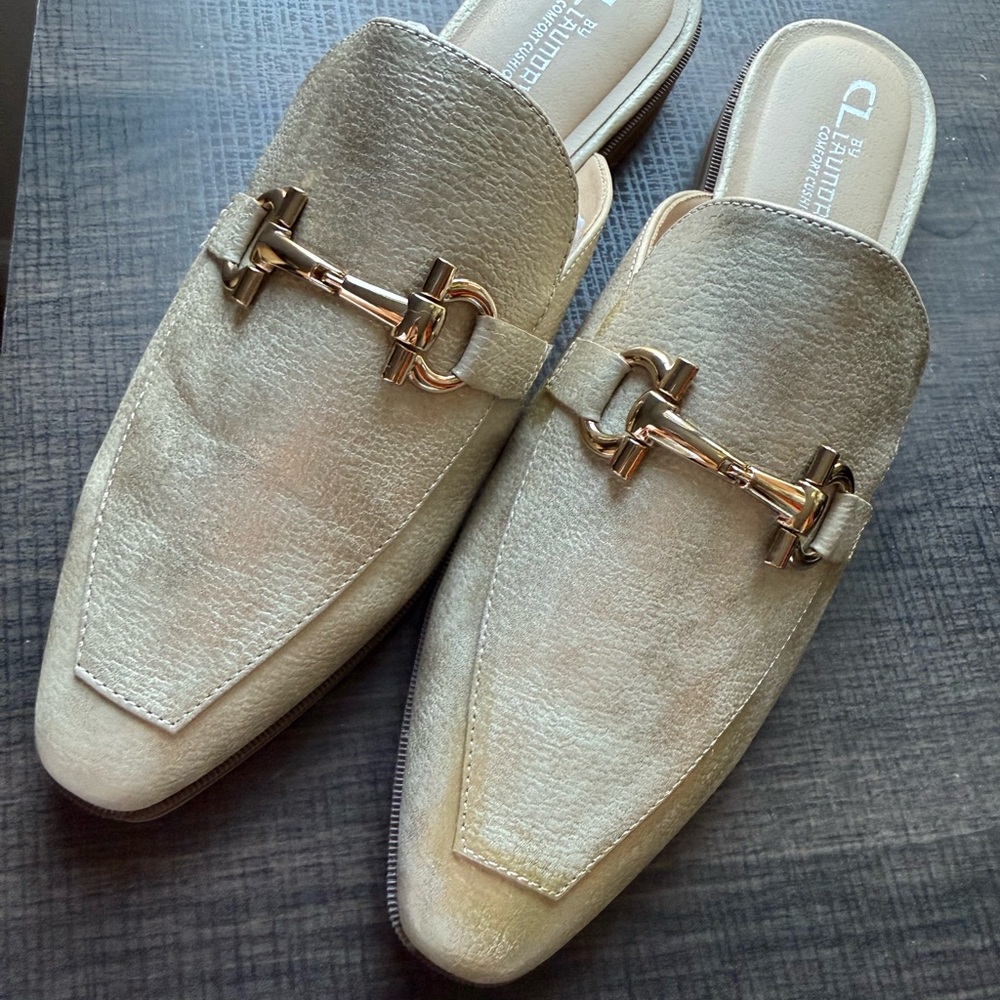 Women’s shoes